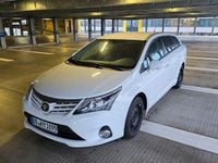 Gebraucht Toyota Avensis Edition 124 PS (91 kW) 2013 Weiß Kombi