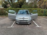 Second-hand VW up! Move 65 CP (47 kW) 2024 Gri Hatchback
