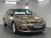 Gebraucht Opel Astra Active 140 PS (102 kW) 2014 Champagner (m2) Limousine