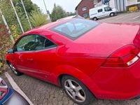 Gebraucht Ford Focus Cabriolet 145 PS (106 kW) 2008 Rot Cabrio