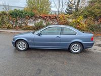 Gebraucht BMW 320 Sport Line 170 PS (125 kW) 2001 Blau Coupé