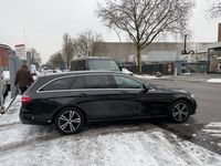 Gebraucht Mercedes E200 160 PS (117 kW) 2022 Gelb Limousine