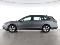 Gebraucht VW Passat Basis 150 PS (110 kW) 2024 Grau Kombi