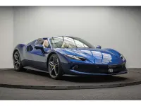 Gebraucht Ferrari 296 830 PS (610 kW) 2023 Blau Cabrio