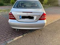 Gebraucht Mercedes C200 Classic 116 PS (85 kW) 2003 Silber Limousine