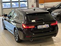 Gebraucht BMW 320 190 PS (139 kW) 2020 Black sapphire metallic Kombi