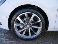 Neu Seat Leon FR 150 PS (110 kW) 2025 Nevadaweiß metallic Kombi