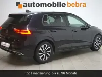 Gebraucht VW Golf VIII Active 150 PS (110 kW) 2022 Schwarz Limousine