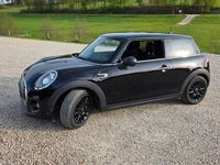 Usata Mini Metropolitan 102 CV (75 kW) 2016 Nero Berlina