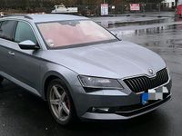Gebraucht Skoda Superb 150 PS (110 kW) 2015 Grau Kombi
