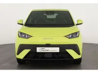 Gebraucht BYD Dolphin Boost 64 kW (88 PS) 2025 Lime green Kleinwagen