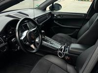 Second-hand Porsche Macan 252 CP (185 kW) 2018 Negru SUV