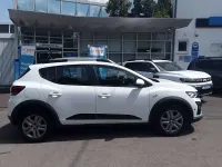Gebraucht Dacia Sandero Comfort 101 PS (74 kW) 2021 Arktis weiß Kleinwagen