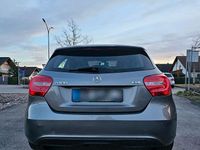 Gebraucht Mercedes A180 109 PS (80 kW) 2012 Grau Kleinwagen