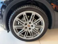Gebraucht Porsche Cayenne 382 PS (280 kW) 2014 Tiefschwarz SUV