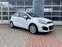 Gebraucht Kia Rio 109 PS (80 kW) 2011 Weiß Limousine