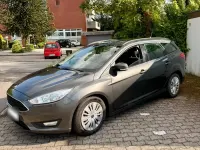 Usata Ford Focus 125 CV (91 kW) 2017 Grigio Station wagon