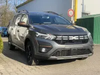 Usata Dacia Jogger Extreme 141 CV (103 kW) 2025 Grigio Monovolume