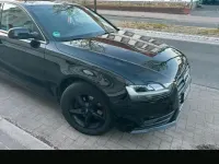 Gebraucht Audi A4 125 PS (91 kW) 2012 Schwarz Limousine