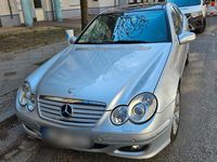 Gebraucht Mercedes C200 163 PS (119 kW) 2005 Silber Coupé
