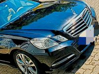 Gebraucht Mercedes E250 204 PS (150 kW) 2012 Schwarz Kombi