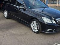 Gebraucht Mercedes E350 Avantgarde 265 PS (194 kW) 2011 Schwarz Kombi
