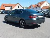 Gebraucht Skoda Superb LAURIN & KLEMENT 190 PS (139 kW) 2017 Grau Limousine