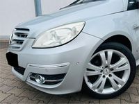 Gebraucht Mercedes B160 Sport 95 PS (69 kW) 2009 Silber Van / Kleinbus