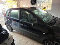 Gebraucht Ford Fiesta 69 PS (50 kW) 2006 Schwarz Kleinwagen