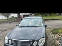 Gebraucht Mercedes E240 Classic 177 PS (130 kW) 2005 Schwarz Limousine