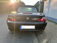 Gebraucht BMW Z3 170 PS (125 kW) 2001 Schwarz Cabrio