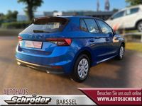 Gebraucht Skoda Fabia Selection 116 PS (85 kW) 2024 Blau Limousine