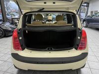 Second-hand Lancia Ypsilon 80 CP (58 kW) 2006 Galben Hatchback