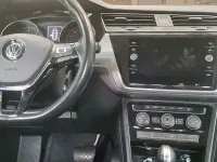 Gebraucht VW Touran Comfortline 150 PS (110 kW) 2020 Grau Van / Kleinbus