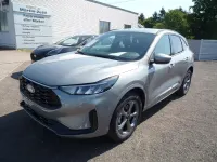 Neu Ford Kuga ST-Line 186 PS (136 kW) 2026 Solarsilber SUV