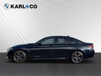 Gebraucht BMW 545e M Sport 394 PS (289 kW) 2022 Carbonschwarz metallic Limousine