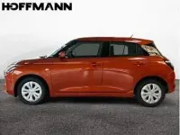 Neu Suzuki Swift 83 PS (61 kW) 2026 Orange (flame orange pearl metallic) Kleinwagen
