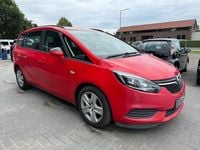 Gebraucht Opel Zafira Edition 131 PS (96 kW) 2017 Rot Van / Kleinbus