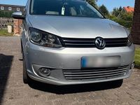 Gebraucht VW Touran 140 PS (102 kW) 2011 Silber Van / Kleinbus