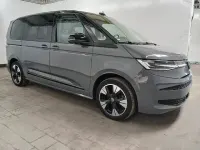 Używany VW Multivan Edition 150 KM (110 kW) 2025 Czarny Minivan