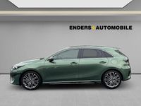 Neu Kia Ceed GT GT-Line 140 PS (102 kW) 2025 Exg) experience green m (gruen Limousine