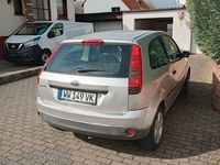 Gebraucht Ford Fiesta Trend 80 PS (58 kW) 2004 Silber Kleinwagen