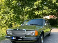 Gebraucht Mercedes 240 72 PS (52 kW) 1987 Grün Limousine