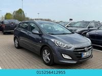 Gebraucht Hyundai i30 110 PS (80 kW) 2015 Grau Limousine