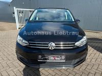 Gebraucht VW Touran Sound 150 PS (110 kW) 2017 Schwarz Van / Kleinbus