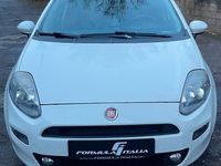 Gebraucht Fiat Punto Lounge 80 PS (58 kW) 2015 Weiß Kleinwagen