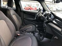 Second-hand Mini ONE 102 CP (75 kW) 2018 Albastru Hatchback