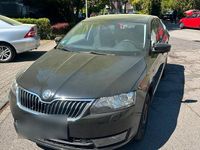 Second-hand Skoda Rapid 63 CP (46 kW) 2014 Negru Hatchback