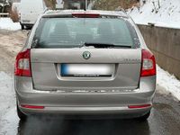 Gebraucht Skoda Octavia 206 PS (151 kW) 2011 Silber Kombi