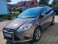 Gebraucht Ford Focus SYNC Edition 125 PS (91 kW) 2013 Braun Kombi